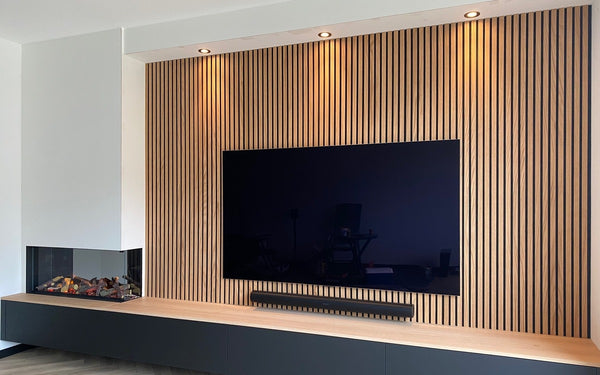 Tipp: Frischen Sie Ihr Interieur mit einer stilvollen Holzrückwand auf