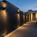 Fassadenverkleidung Schwarz 290CM | Garten | 3D Holzmaserung