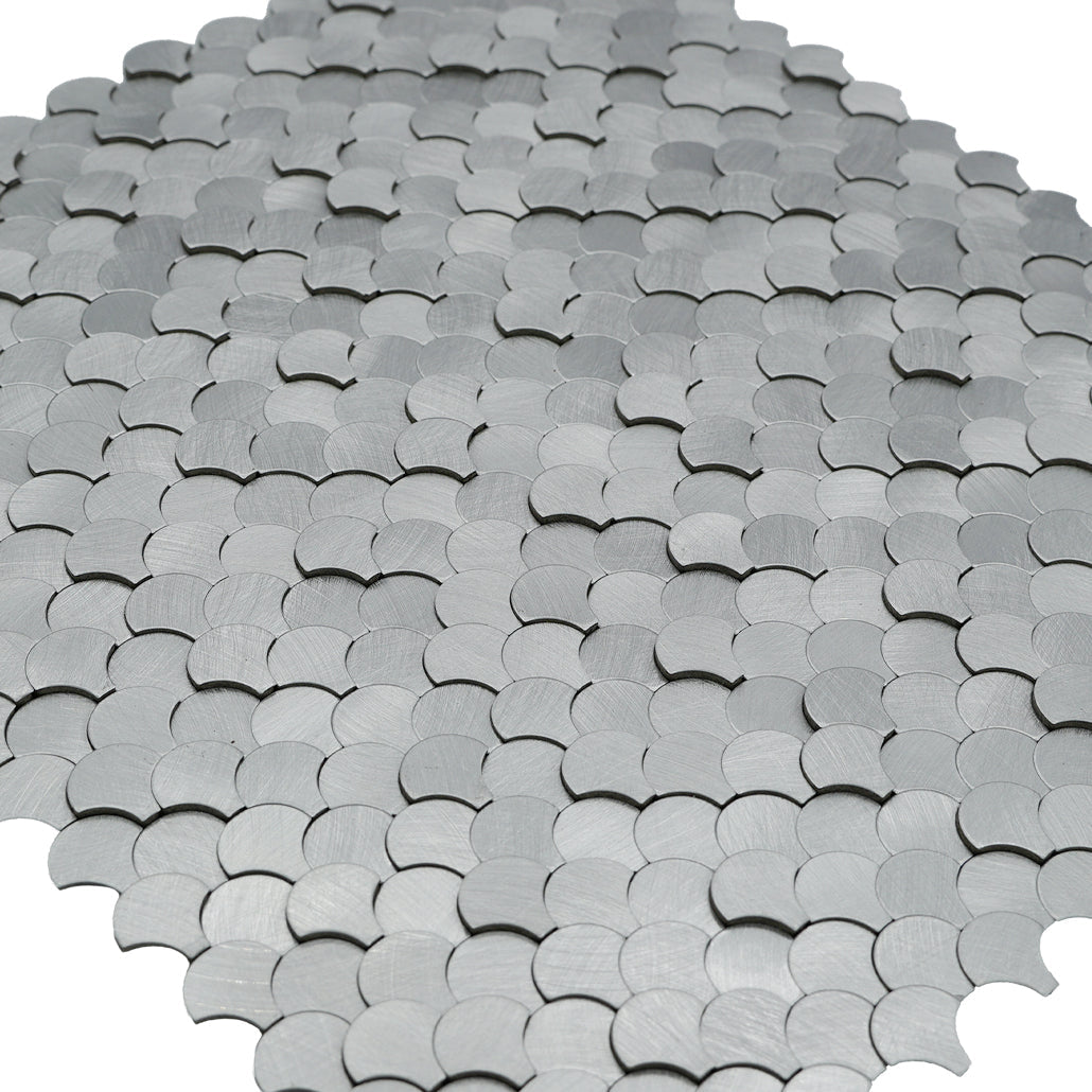 Selbstklebende Mosaikfliesen Metall | Fischschuppe 3D Silber | 28,8×29,8 cm | Küche, Bad & WC
