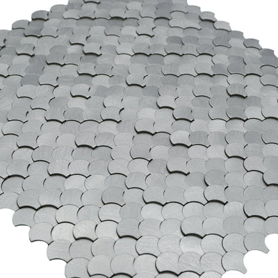 Selbstklebende Mosaikfliesen Metall | Fischschuppe 3D Silber | 28,8×29,8 cm | Küche, Bad & WC