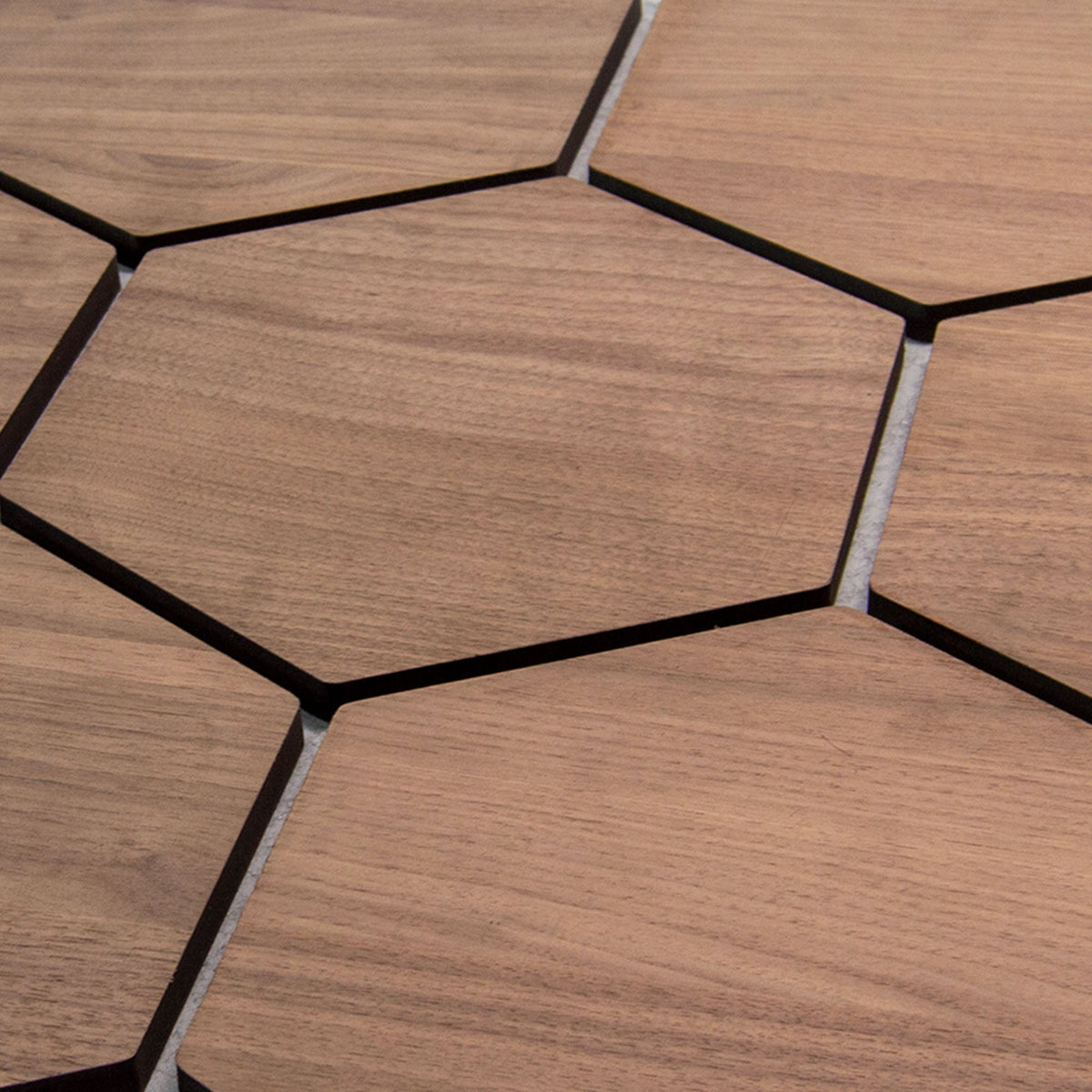 Hexagonpaneel Walnuss mit grauem Filz 81CM | Akustik | Wanddekoration | Sechseck-Form